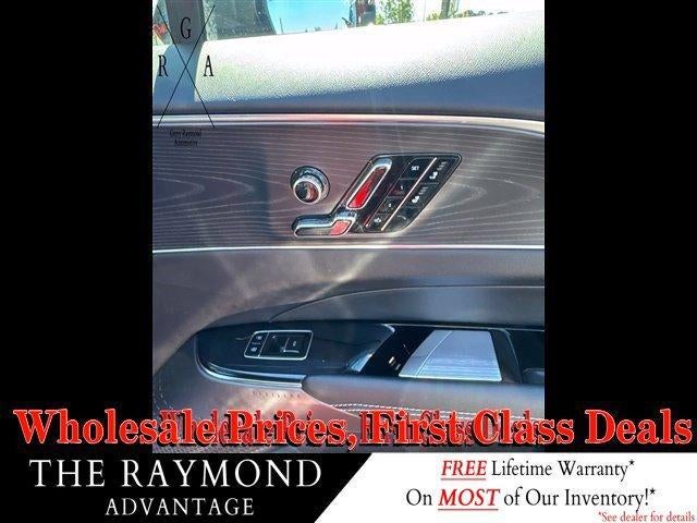 2025 Cadillac LYRIQ Sport