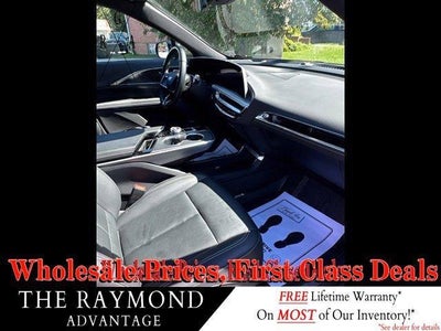 2025 Cadillac LYRIQ Sport