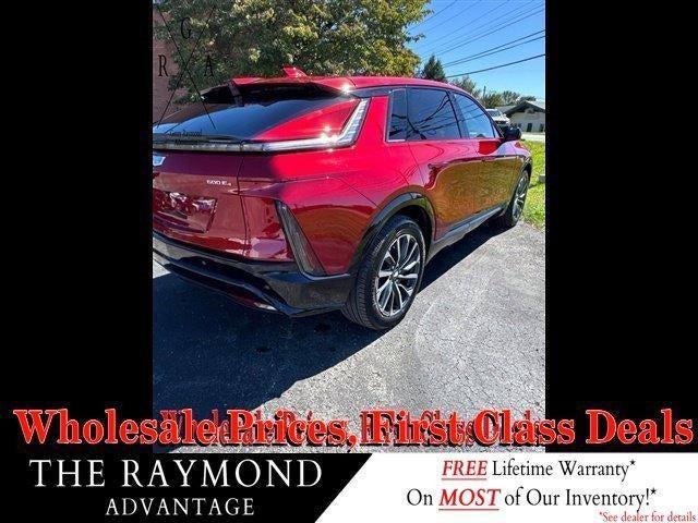 2025 Cadillac LYRIQ Sport