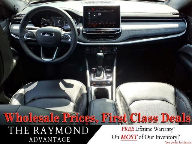 2024 Jeep Compass Latitude Lux