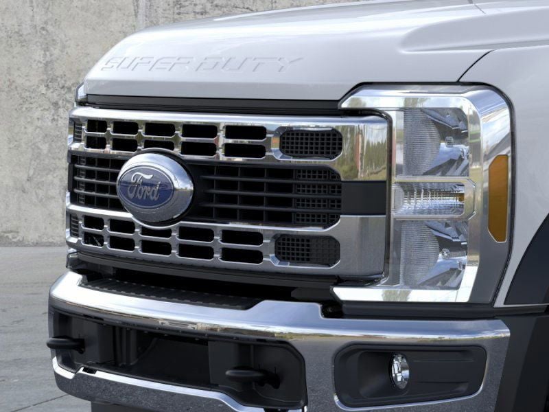 2025 Ford F-600SD XL