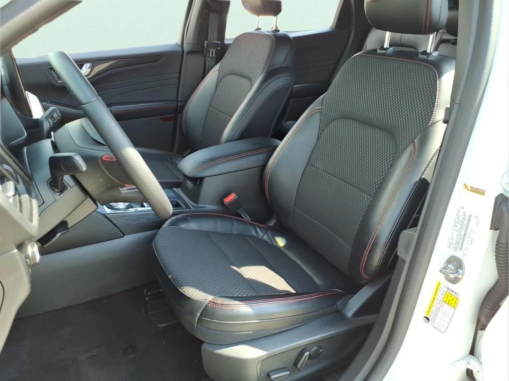 2023 Ford Escape Hybrid ST-Line Select