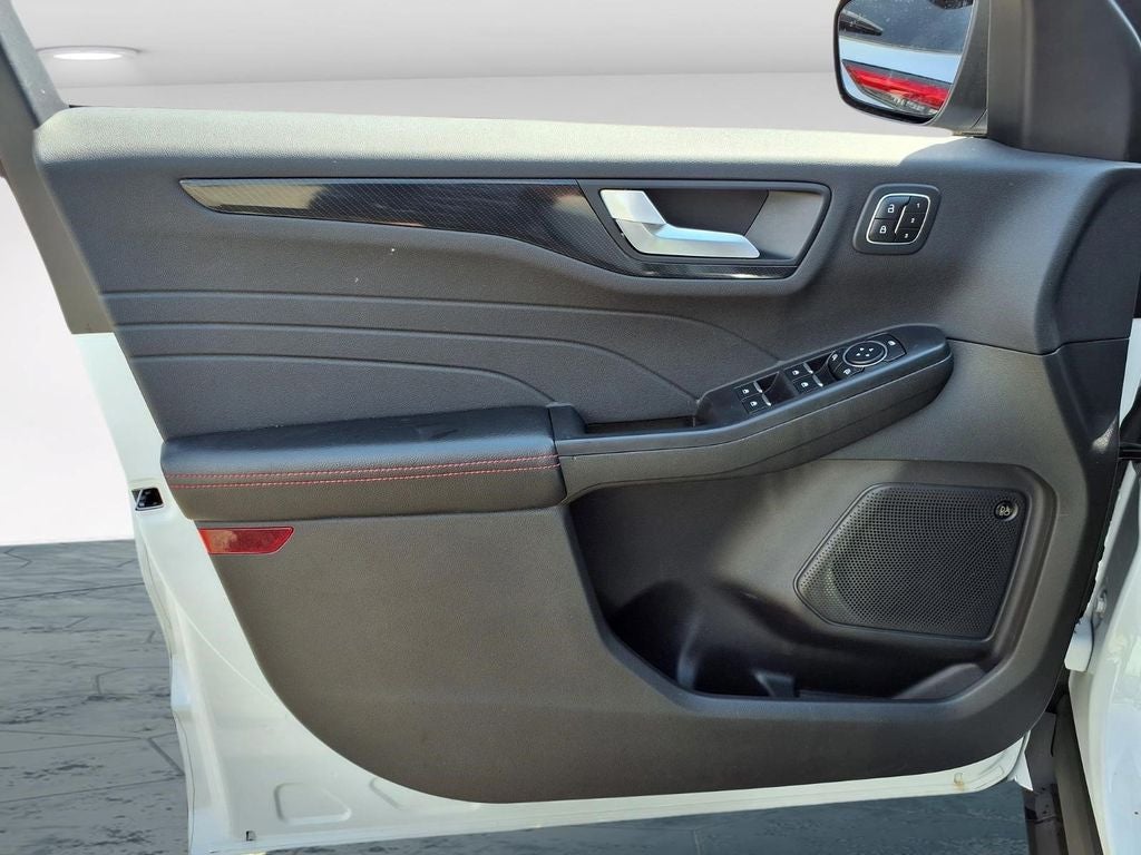 2023 Ford Escape Hybrid ST-Line Select
