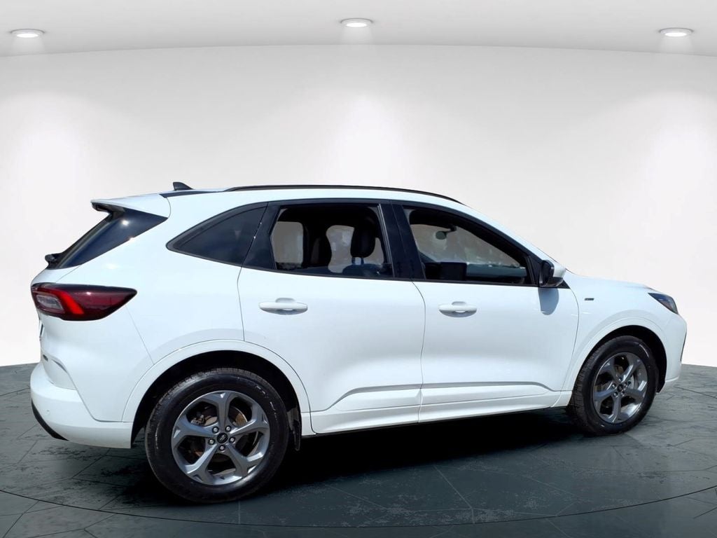2023 Ford Escape Hybrid ST-Line Select