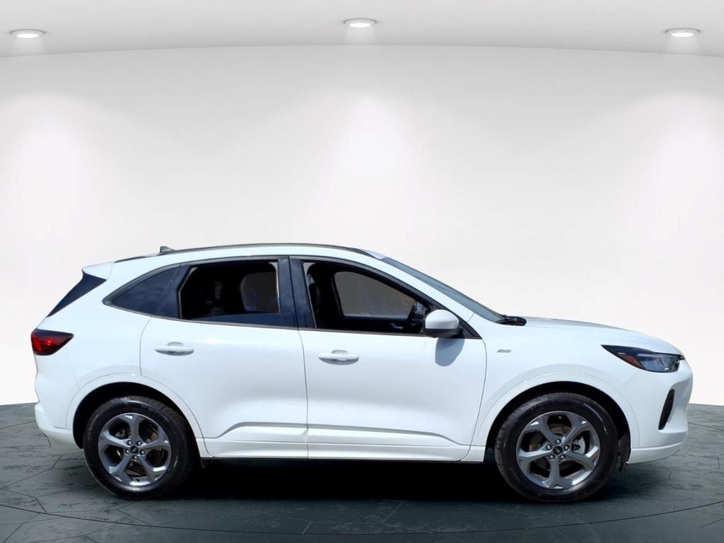 2023 Ford Escape Hybrid ST-Line Select