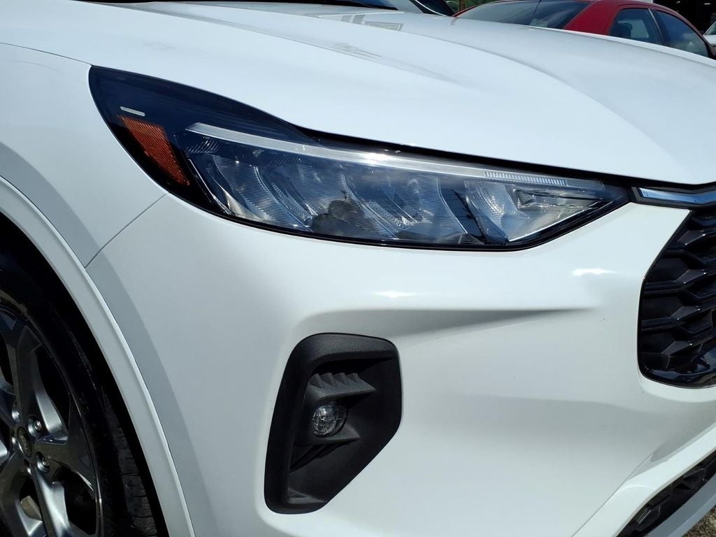 2023 Ford Escape Hybrid ST-Line Select