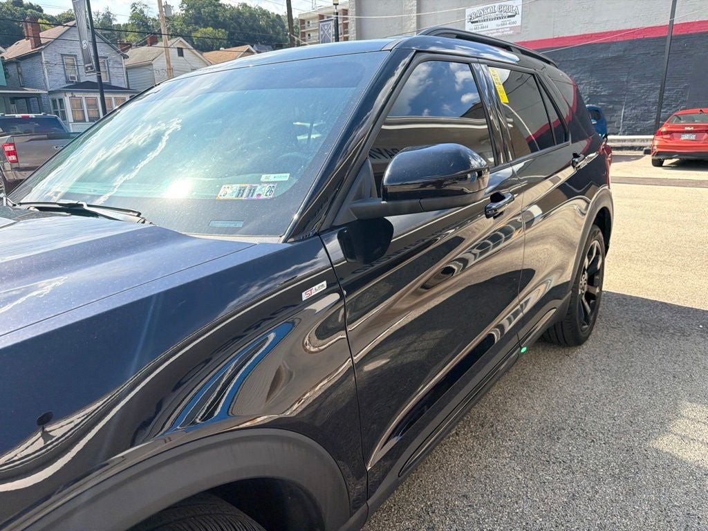 2023 Ford Explorer ST-Line