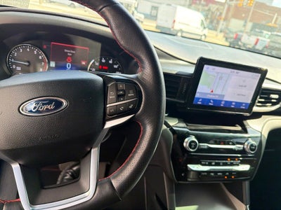 2023 Ford Explorer ST-Line