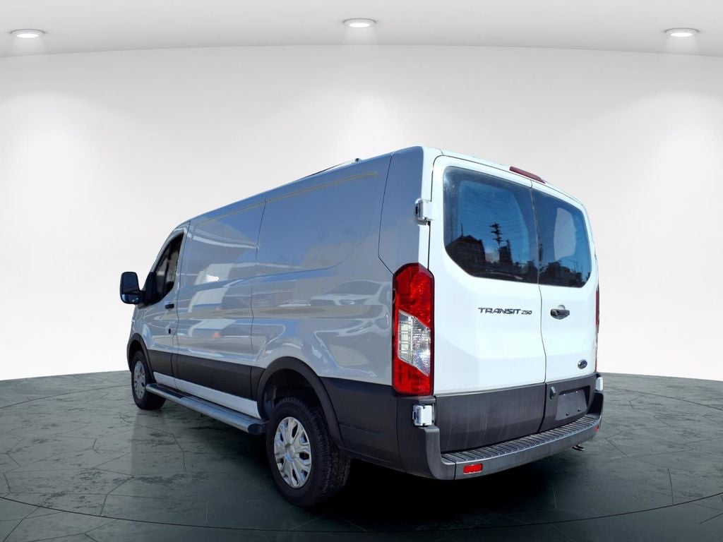 2024 Ford Transit-250 Base