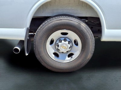 2025 Chevrolet Express 2500 Work Van Cargo
