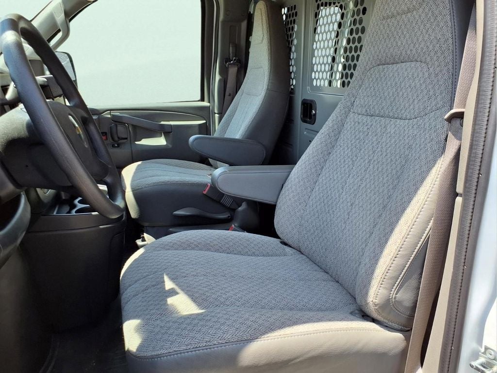 2025 Chevrolet Express 2500 Work Van Cargo