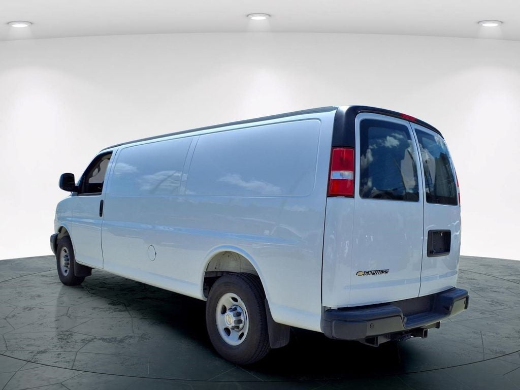 2025 Chevrolet Express 2500 Work Van Cargo