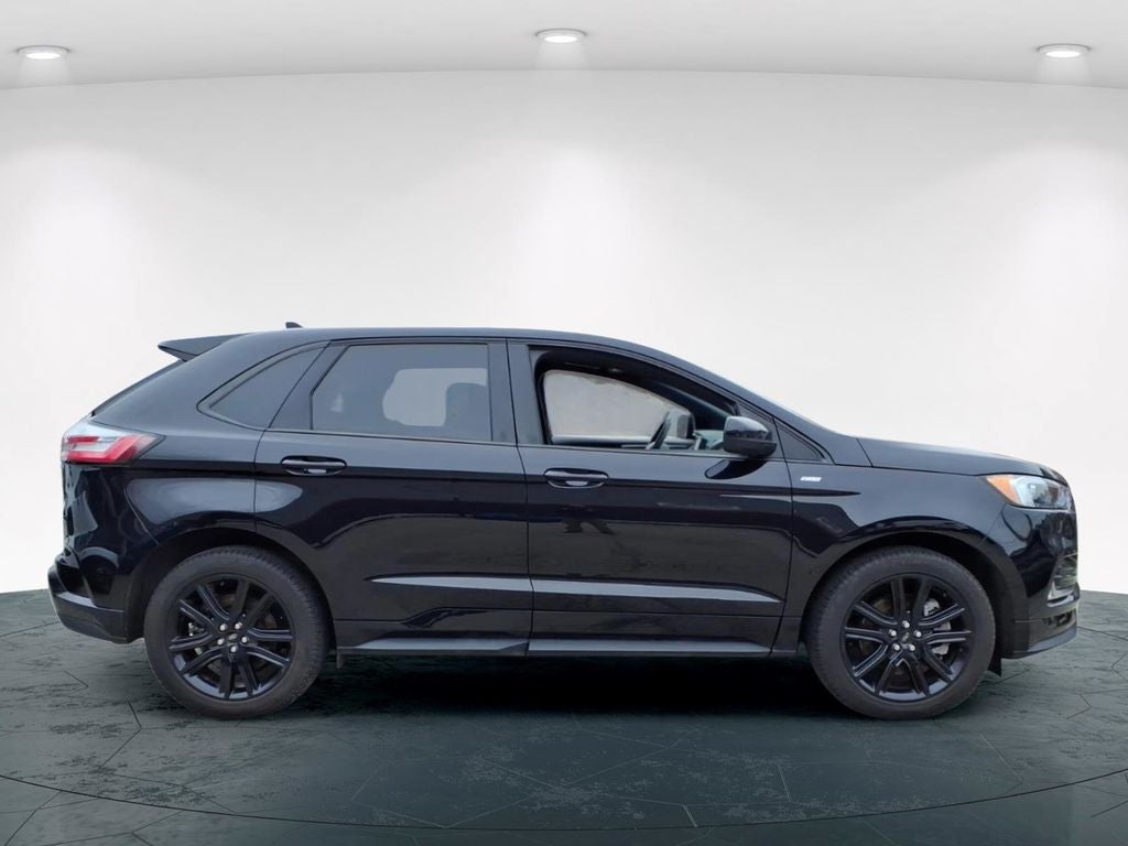2023 Ford Edge ST Line