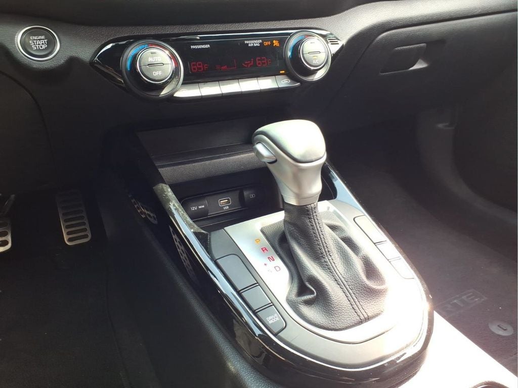 2022 Kia Forte GT-Line