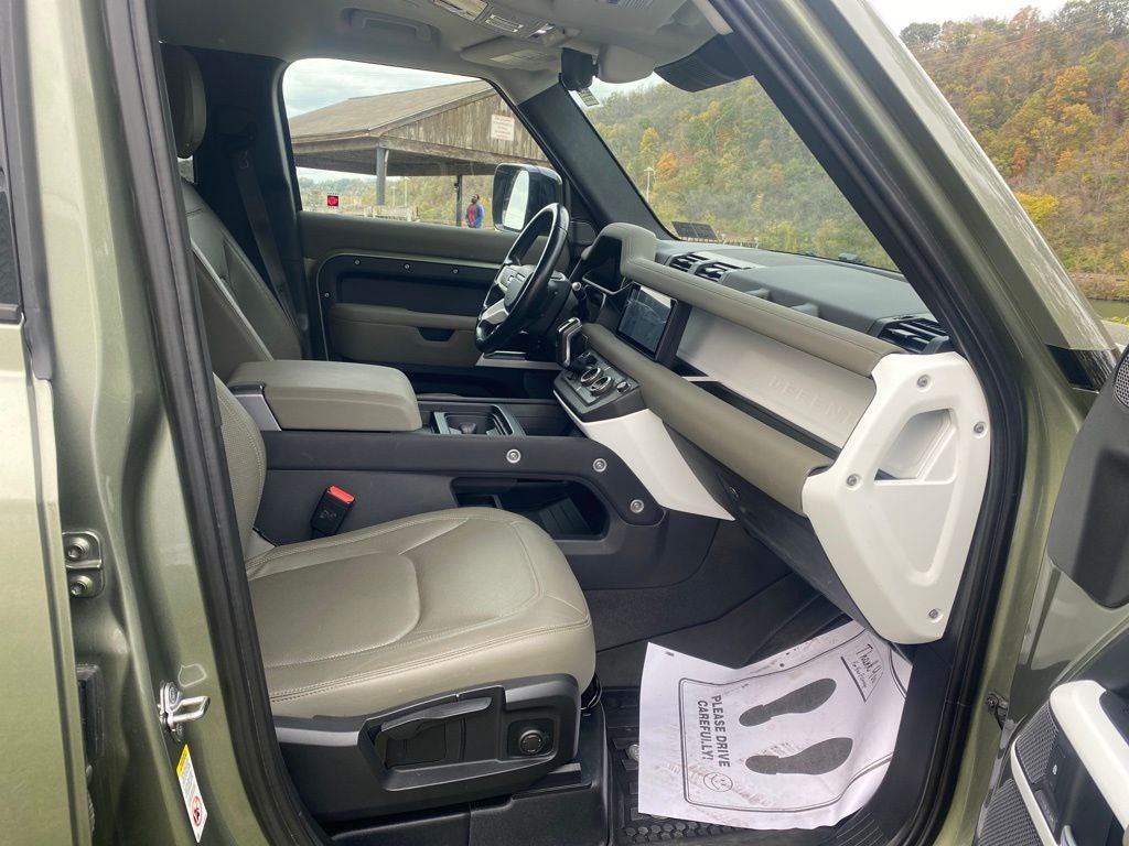 2023 Land Rover Defender 110 S