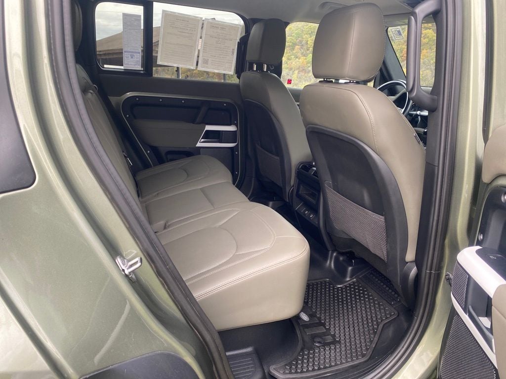 2023 Land Rover Defender 110 S