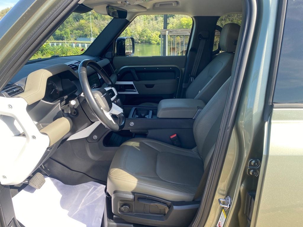 2023 Land Rover Defender 110 S