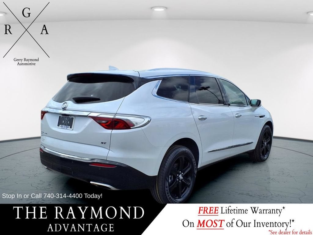 2023 Buick Enclave Essence