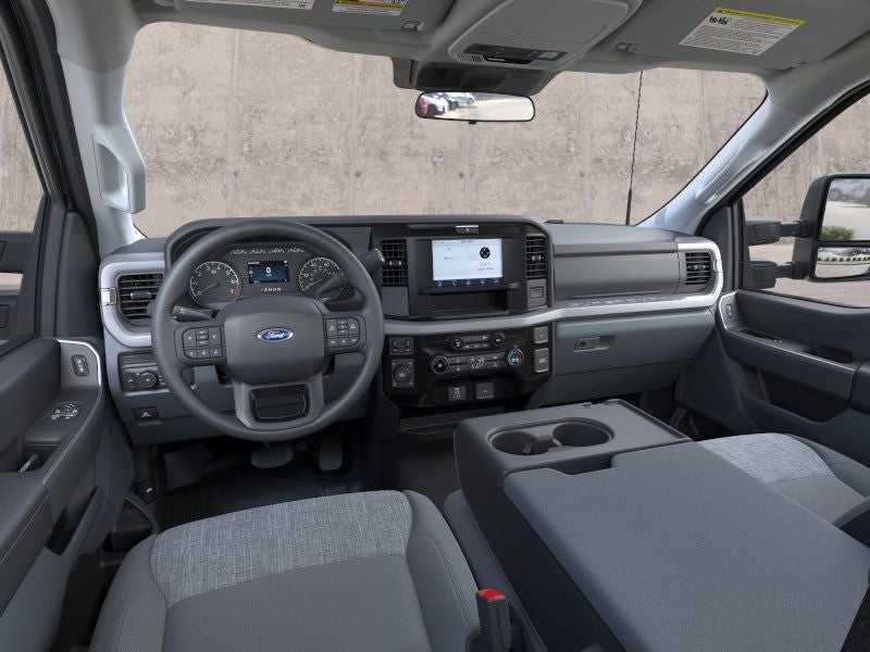 2026 Ford Super Duty F-350® XLT
