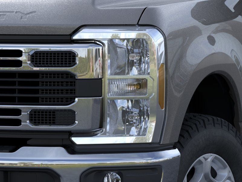 2026 Ford Super Duty F-350® XLT