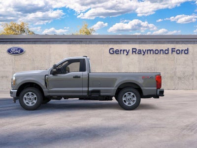 2026 Ford Super Duty F-350® XLT